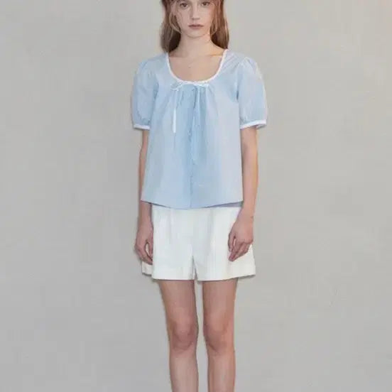 [BUNJANG] Lapoche Peman Auro Pure Strap Blouse Sky Blue / (새상품) 라퍼지포우먼 오로 퓨어 스트랩 블라우스 스카이블루
