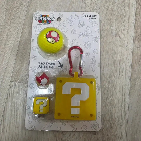 [BUNJANG] Super Mario Golf Set with Question Mark Block Accessory - Universal Studios Japan Exclusive / 일본에서 판매한 마리오 골프용품