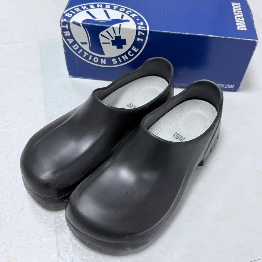 [BUNJANG] Birkenstock Clog Black Size 39 (250mm) / 버켄스탁 클로그 블랙 39 250사이즈