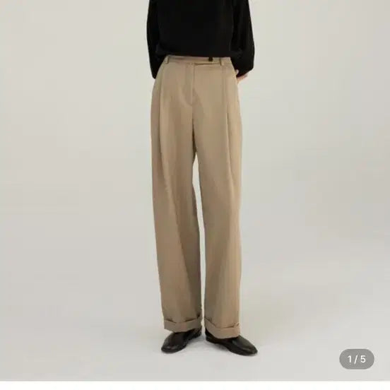 [BUNJANG] Moia Wide Turn-Up Trousers - Beige Medium / 모이아 와이드 턴업 트라우저 -베이지 미듐