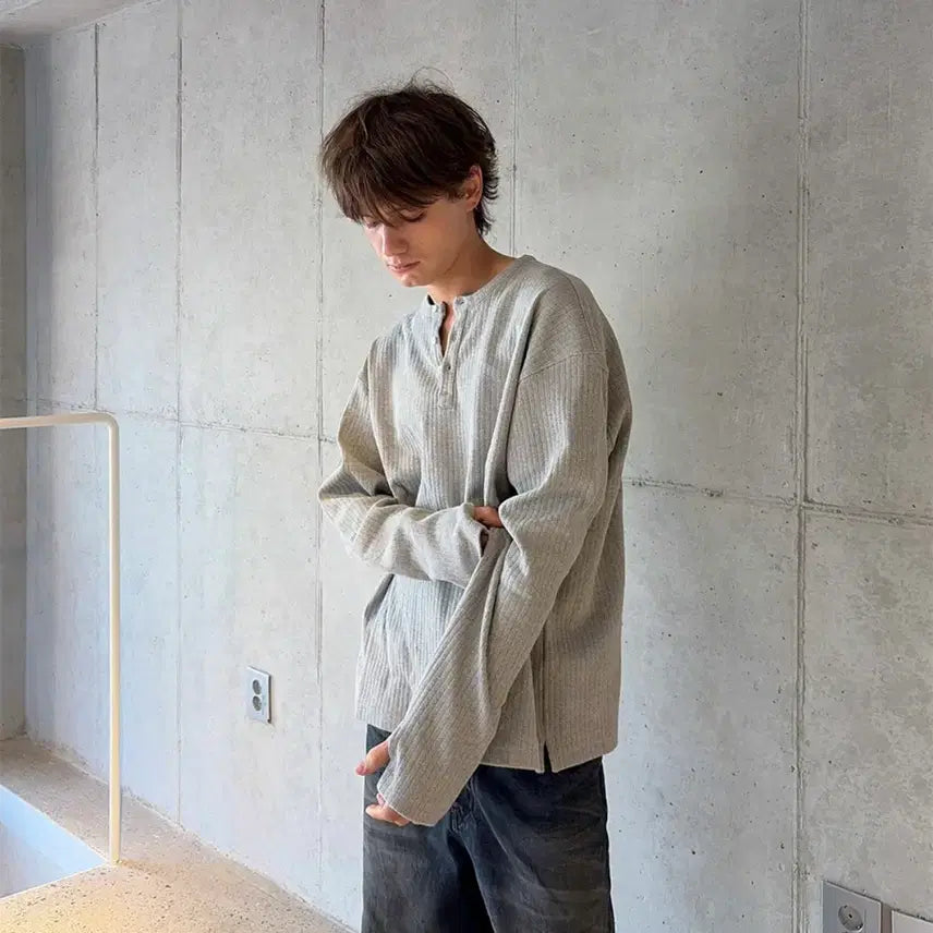 [BUNJANG] Nonnode Fingerhole Henley Neck Ribbed Knit - Grey / (1)논노드 핑거홀 헨리넥 그레이