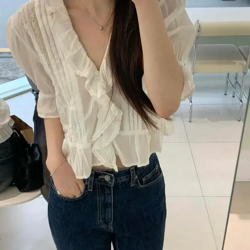 [BUNJANG] H&M Frill Detail Blouse - Size S / h&m 프릴 디테일 블라우스 s 새상품