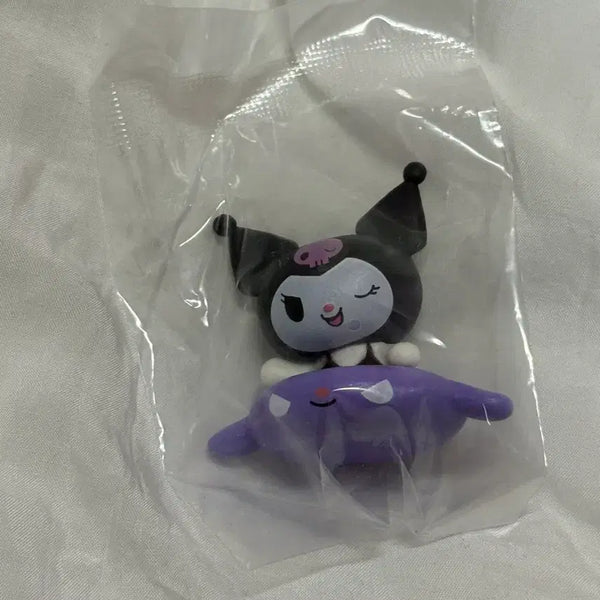 [BUNJANG] Sanrio Everyone Together Swimming Pool Tube Gacha Figure Kuromi / 산리오 모두함께 스위밍 풀 튜브 가챠 피규어 쿠로미