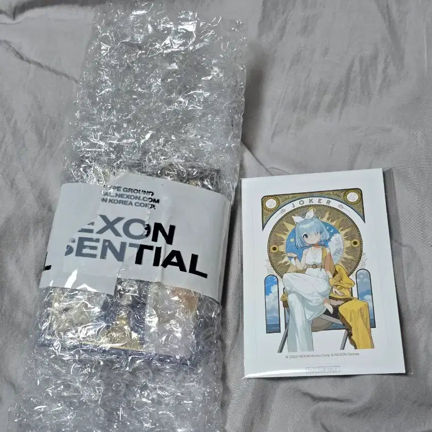 [BUNJANG] Blue Archive Bicycle Trump Cards & Limited Edition Sticker Set / 블루 아카이브 바이시클 트럼프 카드 및 한정 스티커