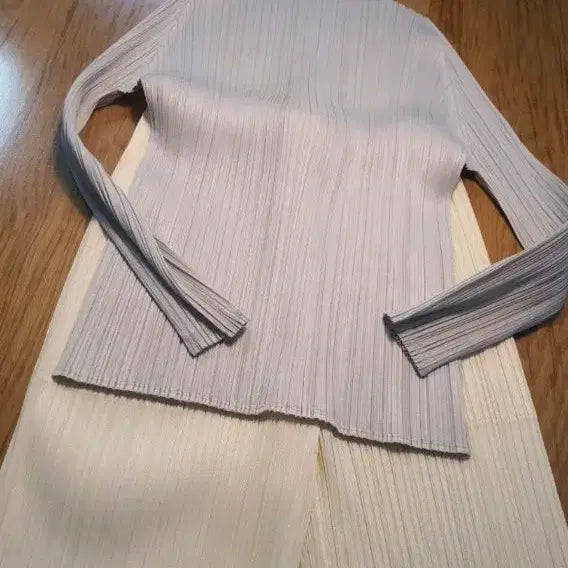 [BUNJANG] Pleats Please Top / 플리츠플리즈 탑