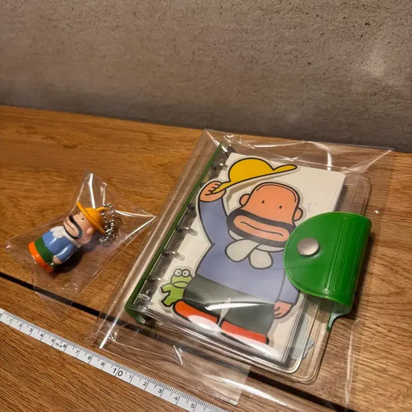 [BUNJANG] Meiji Uncle Carl Limited Edition Keychain & Diary Set / [초레어] 메이지 칼아저씨 키링&다이어리