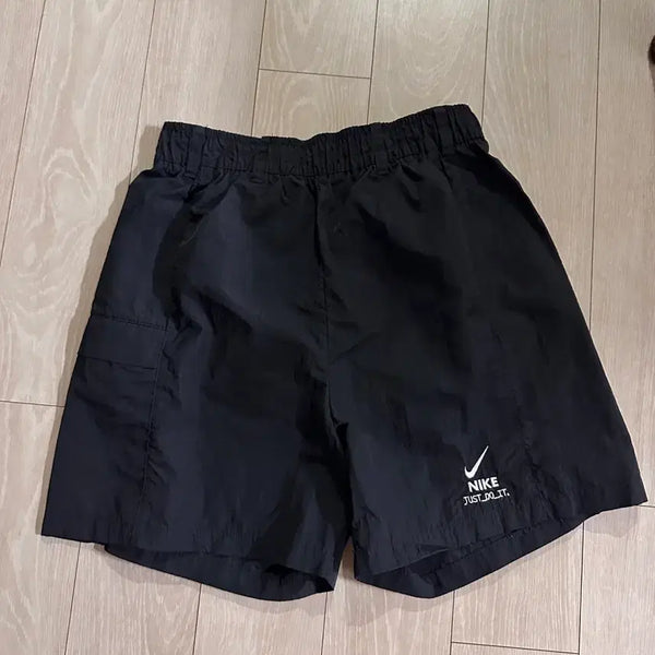 [BUNJANG] Nike Women's Utility Woven Shorts / [나이키] AS W NSW CTYUTLTY WVN SHRT