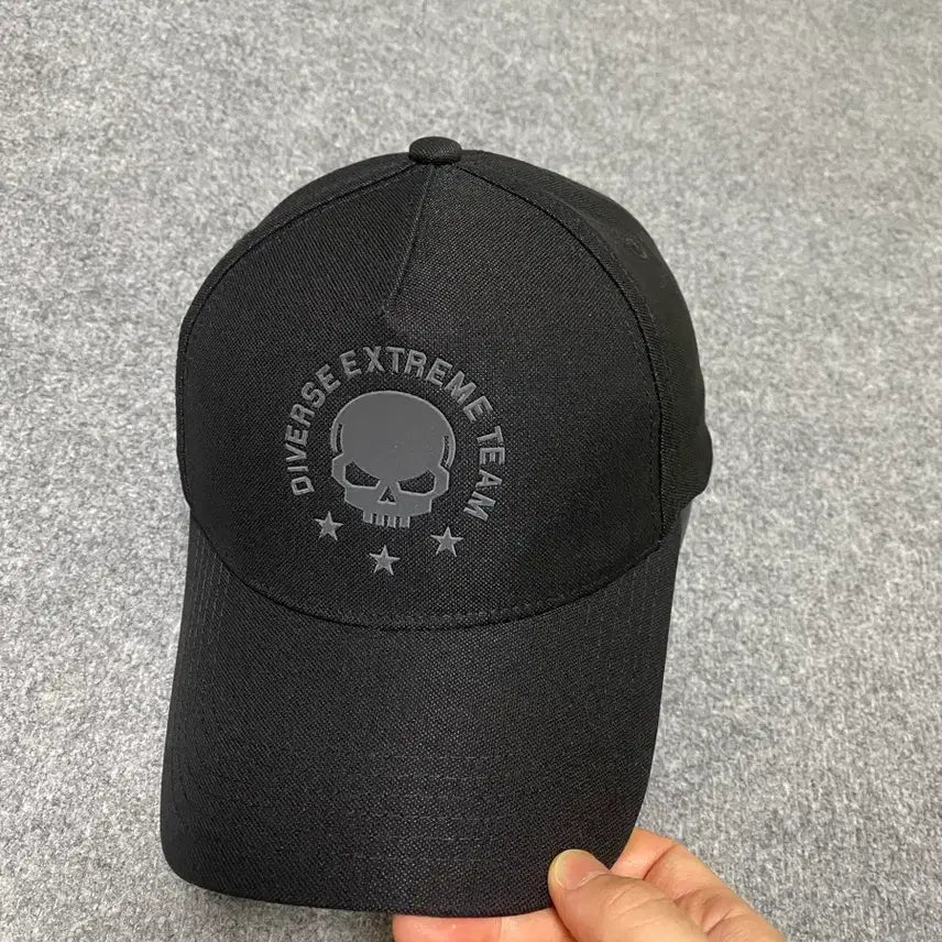 [BUNJANG] Diverse Extreme Team Skull Print Black Hat / Diverse Extreme Team 스컬 프린트 블랙 모자