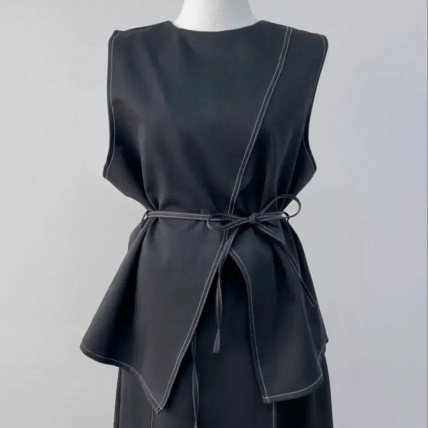 [BUNJANG] Slit Vest + Long Skirt Set / [새 상품] 슬릿 베스트 + 롱스커트 (set)