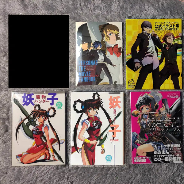 [BUNJANG] Persona 3, 4, Monster Hunter Yoko, Akiman Fierce Space Pirate Art Book Collection / 페르소나 3, 4, 마물헌터 요코, 아키만 맹렬 우주해적 아트북 화보집