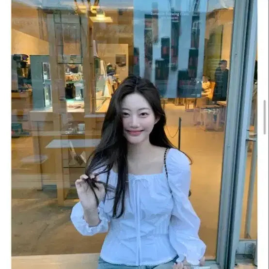 [BUNJANG] JENNIO Wendy Two-Way Blouse / 제니오 웬디 투웨이 블라우스