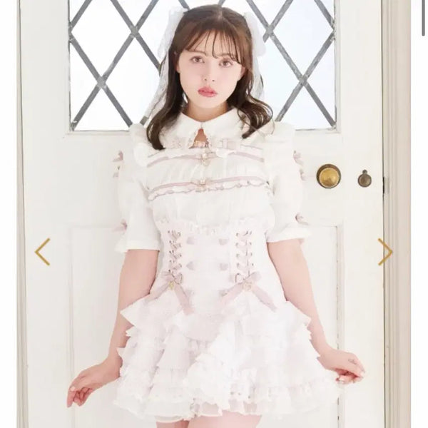 [BUNJANG] Lizlisa Corset Cut Blouse Short Sleeve Pink / 리즈리사 코르셋 라이크 컷 블라우스 반팔 핑크 양산형 지뢰계 스나계