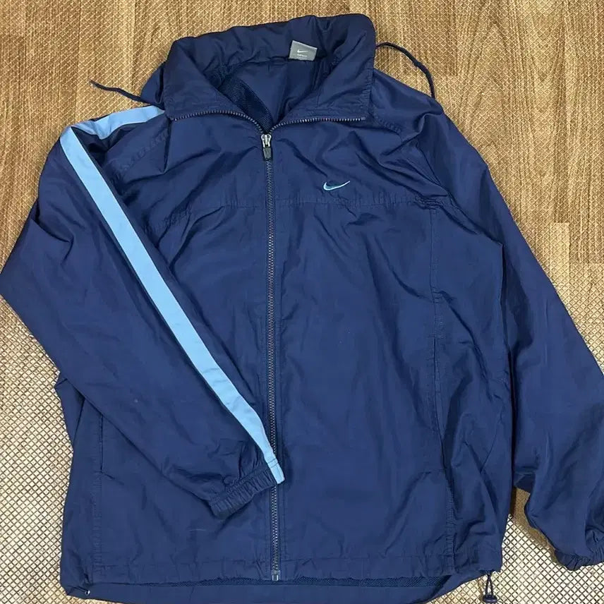 [BUNJANG] Nike Colorblock Windbreaker Jacket / 나이키 바람막이 네이비 라이트 블루 배색