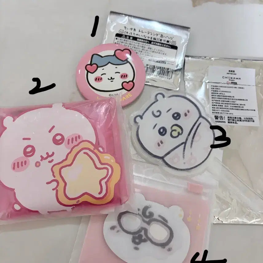 [BUNJANG] Official Cheeikawa Pouch, Mirror, and Badge Set / 정품) 먼작귀 굿즈 / 치이카와 파우치 거울 뱃지
