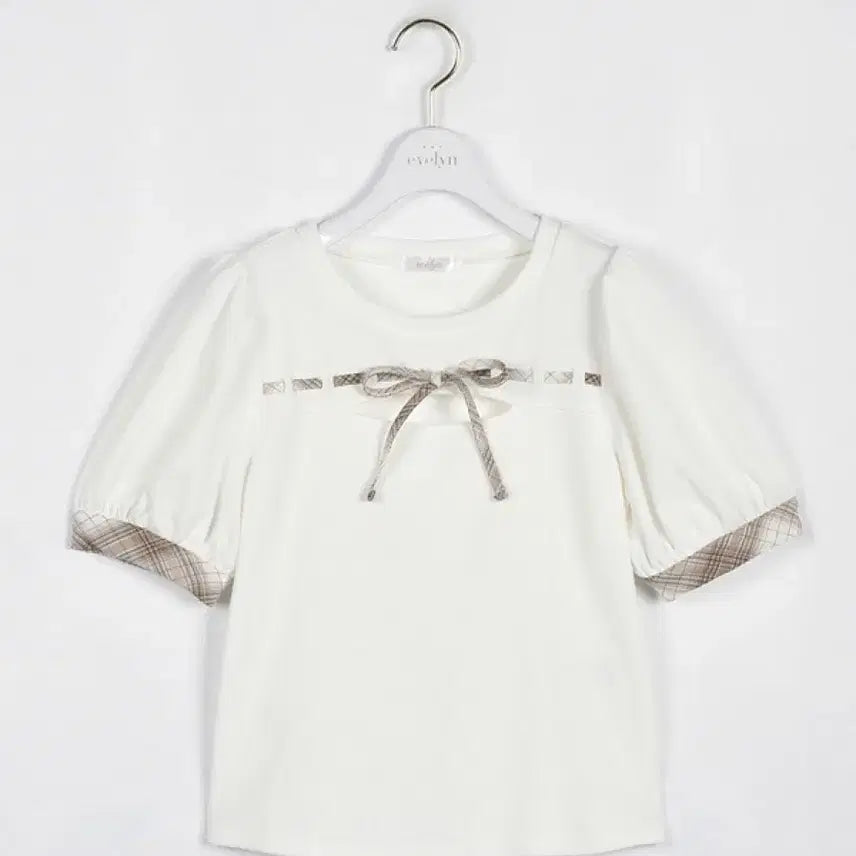 [BUNJANG] Evelyn Ribbon Detail Top T-Shirt White / evelyn 에블린 트임 리본 탑 티셔츠 화이트 스나계 양산형 지뢰계