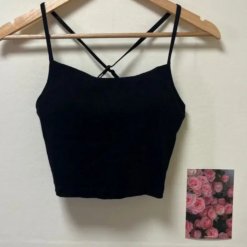 [BUNJANG] GU Black Twisted Crop Bra Top (Built-in Cups) / GU 블랙 꼬임 크롭 브라탑 (캡내장)