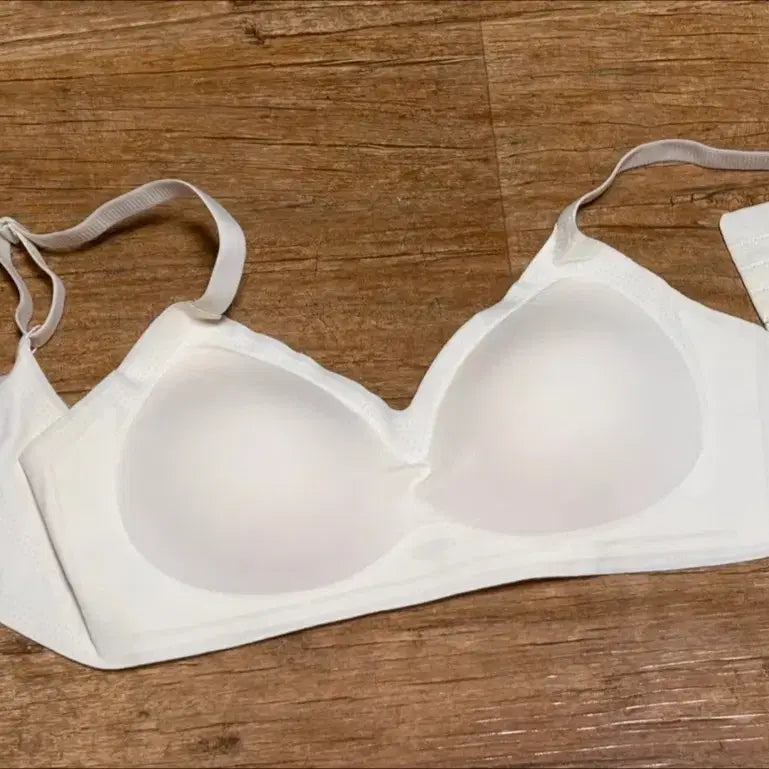 [BUNJANG] Women's White Wire-free Bra - M Size / 여자속옷 여자브라 화이트 노와이어 브래지어 m사이즈