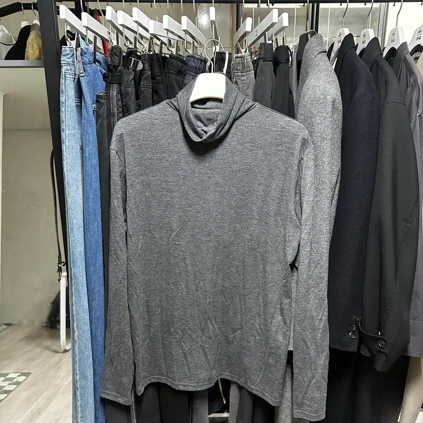 [BUNJANG] Politeu Turtle Neck Charcoal Size 3 / 폴리테루 터틀넥 차콜 3