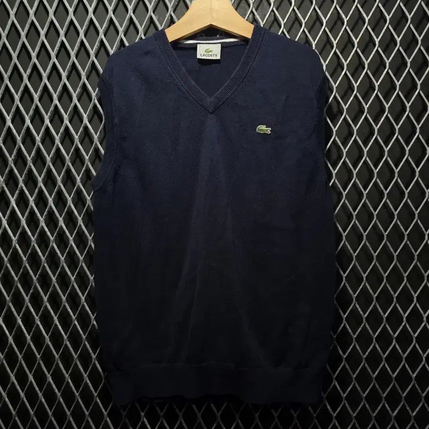 [BUNJANG] Lacoste Knit Vest Size 4 / 라코스테 니트조끼 4