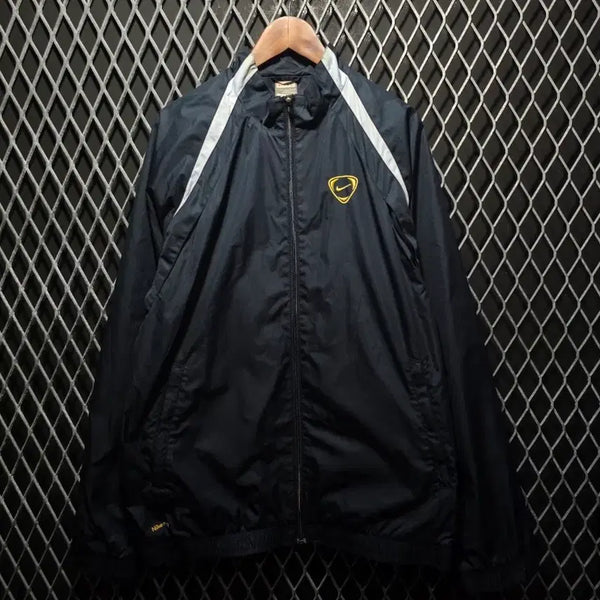 [BUNJANG] Nike Windbreaker Jacket L / 나이키 바람막이 L
