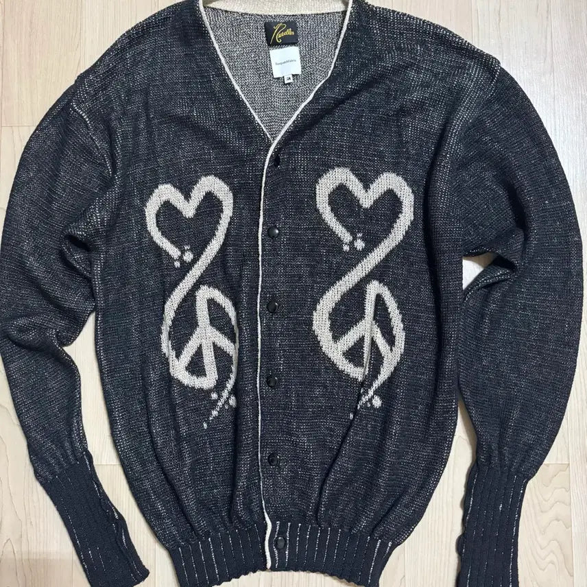 [BUNJANG] Needles x Sasquatchfabrix Love & Peace V-Neck Cardigan (Size S) / 니들스 사스콰치패브릭스 러브&피스 브이넥 가디건 S 중고