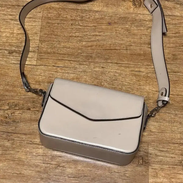 [BUNJANG] Beige Square Crossbody Shoulder Tote Bag / 베이지색가방 크로스백 숄더백 토트백 스퀘어백 사각가방 가방정리