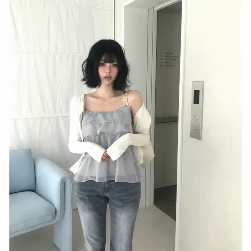 [BUNJANG] Women's Goddess Ruffle Sleeveless Top / ( 휴양지/ 바캉스룩 ) 여신 프릴 나시