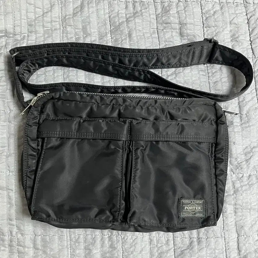 [BUNJANG] Porter Yoshida Tanker Shoulder Bag Black S / (신형) Porter 요시다 포터 탱커 숄더백 블랙 S