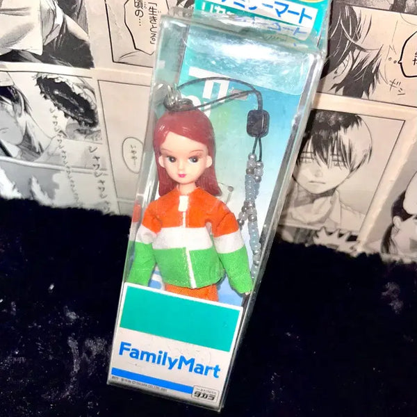 [BUNJANG] Licca-chan Family Mart Figure Keychain / 일본 고전문구 리카짱 패밀리마트 피규어 키링