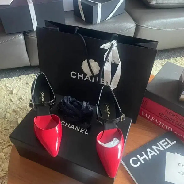 [BUNJANG] Chanel Two-Tone Mary Jane Wedge Pumps Cruise Collection FW20 Red/Black Patent Leather / CHANEL 샤넬 투톤 펌프스 (크루즈 컬렉션) FW20