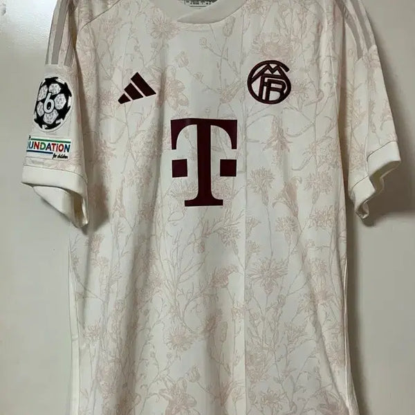 [BUNJANG] Adidas 23-24 Bayern Munich Third Kit Kim Min-jae L/XL / 아디다스 23-24 바이에른뮌헨 3 김민재