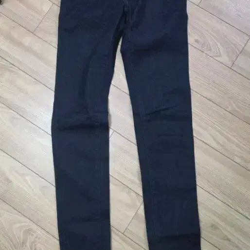 [BUNJANG] Guess Jeans Skinny Jeans Dark Blue Denim Pants / Guess Jeans 스키니진 짙은청색 데님청바지 24