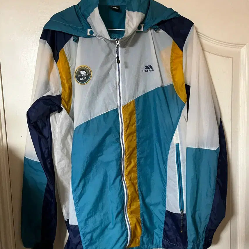 [BUNJANG] TREASURE Windbreaker Jacket Blue/White/Yellow / 트레져스 윈드브레이커 자켓 블루/화이트/옐로우