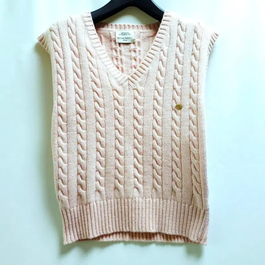 [BUNJANG] RE:MOMENT Cable Knit Vest Pink / RE:MOMENT 예쁜 연핑크 꽈배기 니트 조끼 핑크