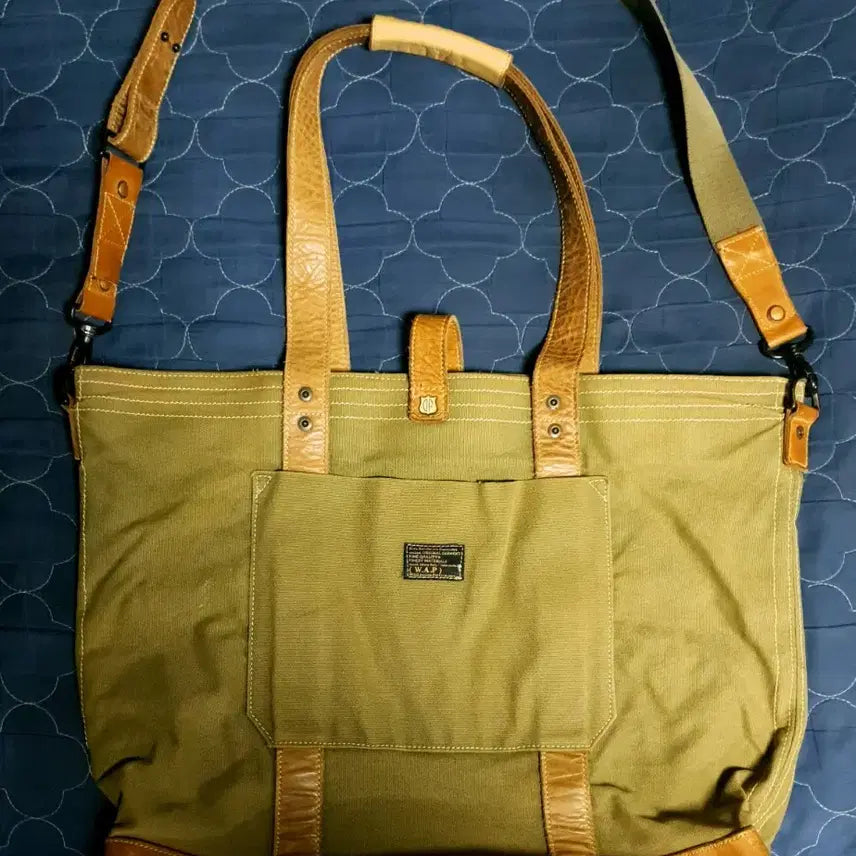 [BUNJANG] Diafvine WAP Military Canvas Leather Accented Bag Khaki / (빈티지) 디아프바인 W.A.P 밀리터리 레더배색 캔버스 남성가방 카키