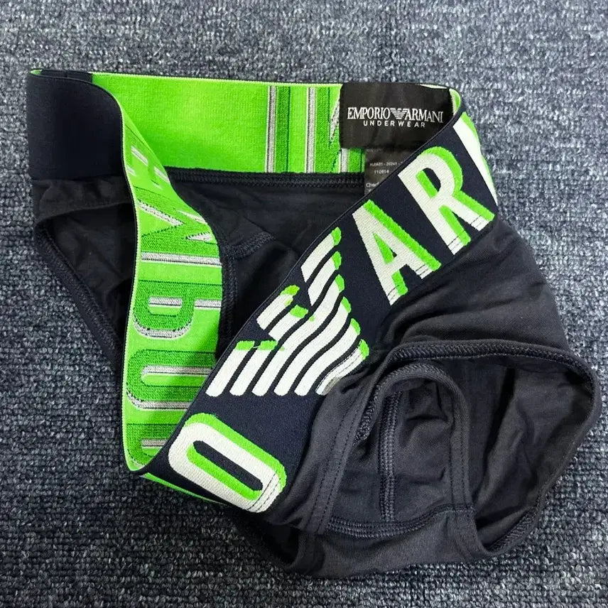 [BUNJANG] Emporio Armani Men's Briefs / 엠포리오 아르마니 남자  바디프로필 삼각팬티 팝니다.