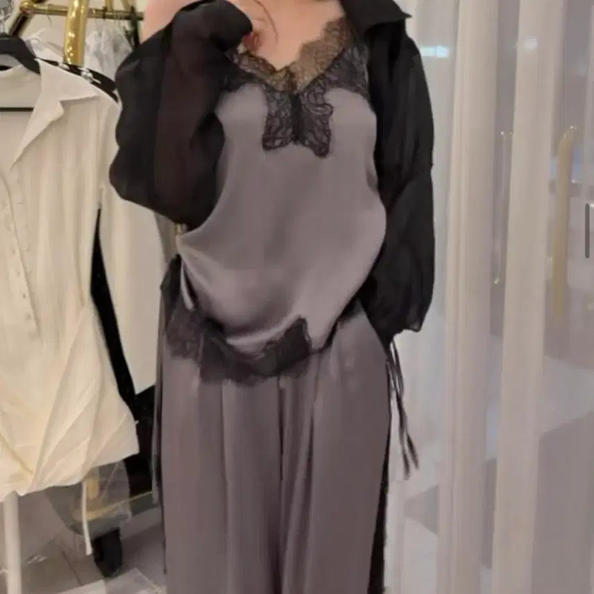 [BUNJANG] Jeiji Showroom Charcoal Lace Satin Sleep Set / 제이지쇼룸 차콜 레이스 새틴 슬리브 세트