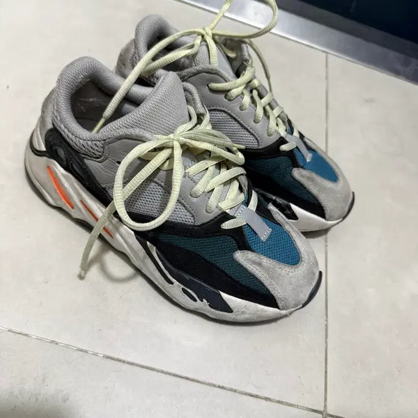 [BUNJANG] Adidas Yeezy Boost 700 Wave Runner / 아디다스 이지부스트 700 웨이브러너