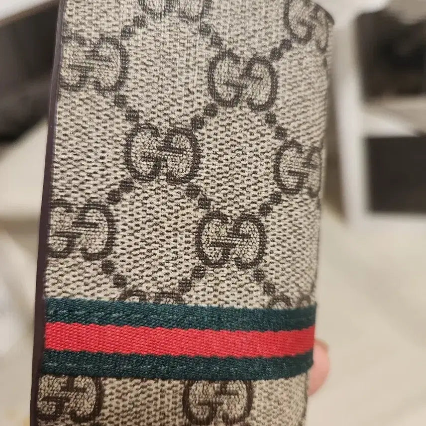 [BUNJANG] Gucci GG Logo Keychain / 구찌 GG 로고 키링. 남성지갑