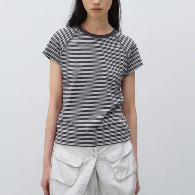 [BUNJANG] Insilence Women Stripe Baby T-Shirt Grey / 인사일런스우먼 스트라이프 베이비 티셔츠 그레이