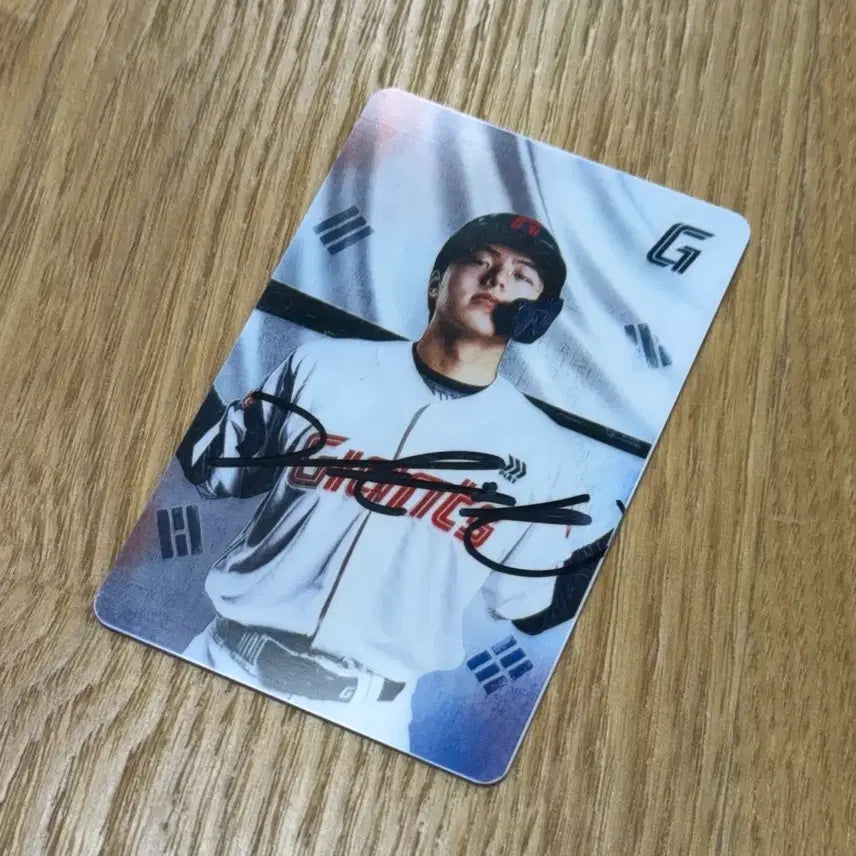 [BUNJANG] Lotte Giants Han Tae-yang 2023 Liberation Day Custom Autographed Photocard / 롯데자이언츠 한태양 광복절 커스텀 포토카드 싸인 포카 양도 판매