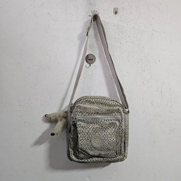 [BUNJANG] Kipling Shoulder Bag Khaki Snake Emboss / 키플링 숄더백 카키뱀피