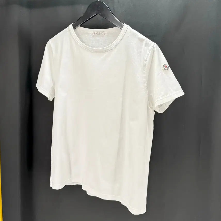 [BUNJANG] Moncler Women's Short Sleeve T-Shirt White / [M사이즈] 몽클레어 여성 반팔 티셔츠 화이트