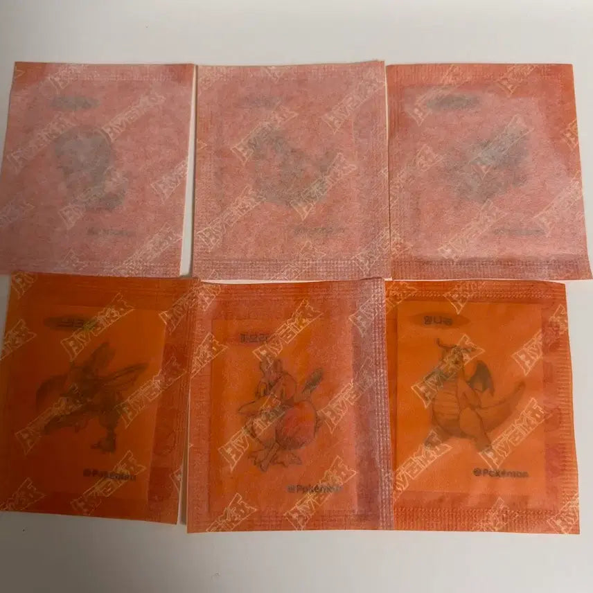 [BUNJANG] Pokemon Artwork Bread Sticker Bundle (Caterpie, Pidgey, Weezing, Scyther, Farfetch'd, Dragonite) / 포켓몬 아트워크 띠부씰 캐터피 구구 또도가스 스라크 파오리 망나뇽 일괄