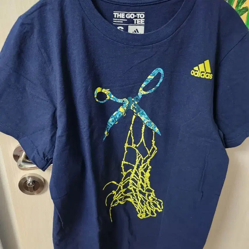 [BUNJANG] Adidas Short Sleeve T-Shirt Size S / 아디다스 반팔티 S