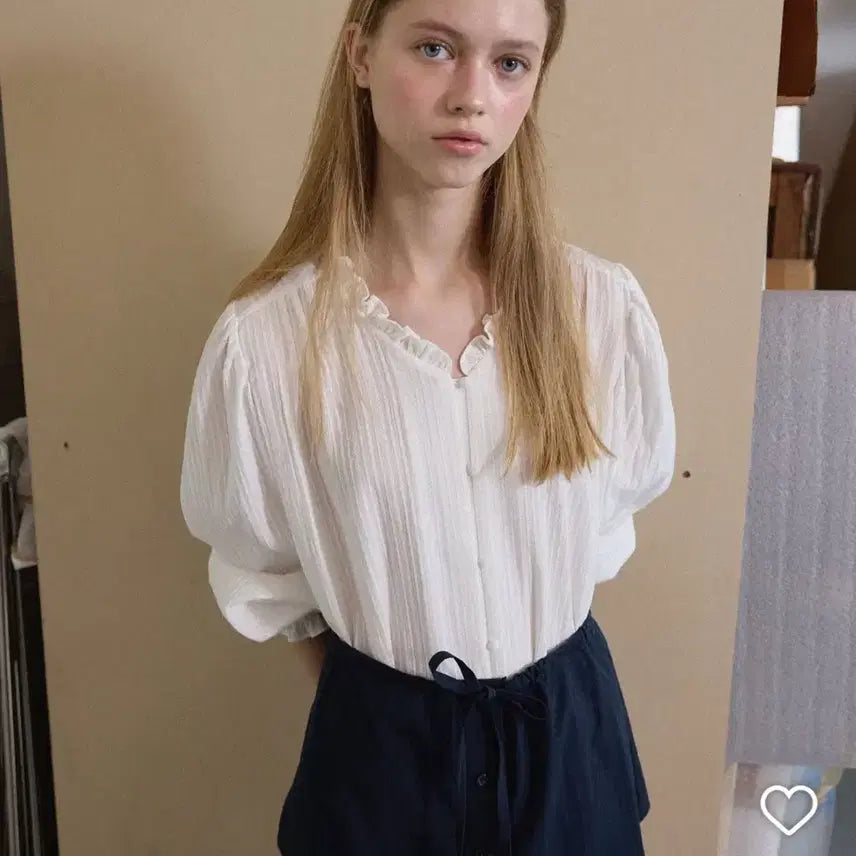 [BUNJANG] Love By Mood Vintage Frill Blouse / 러브바이무드 Vintage Frill Blouse 택 0