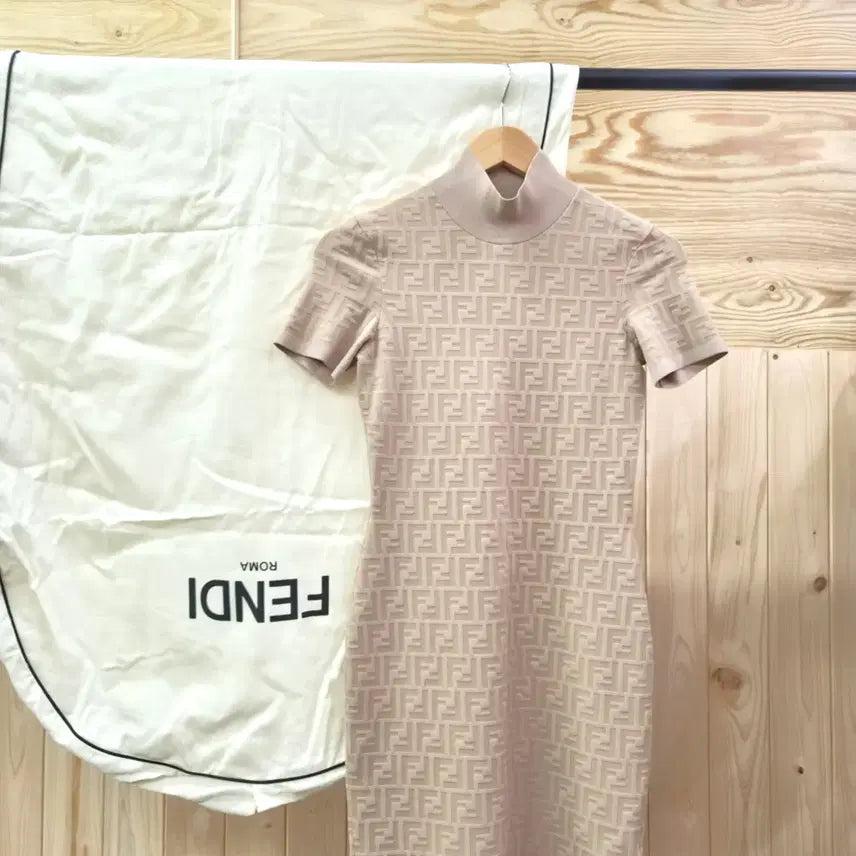 [BUNJANG] Fendi FF Logo Print Dress Size 40 (US 4) / 펜디 FF원피스 40사이즈