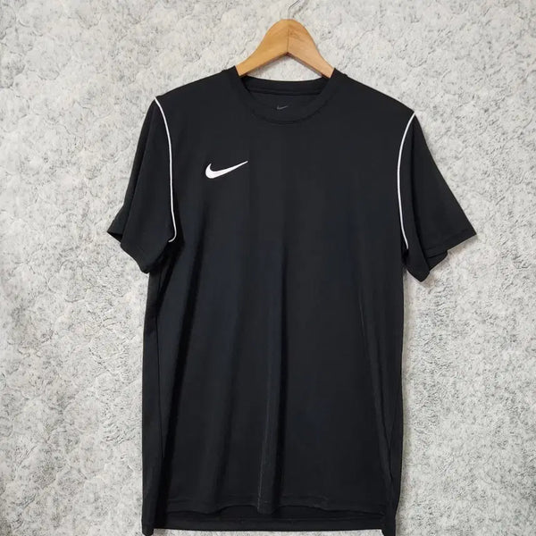 [BUNJANG] Nike Dri-FIT Performance Short Sleeve T-Shirt (Size 105) / 198B [105] 나이키 드라이핏 기능성 반팔 티셔츠