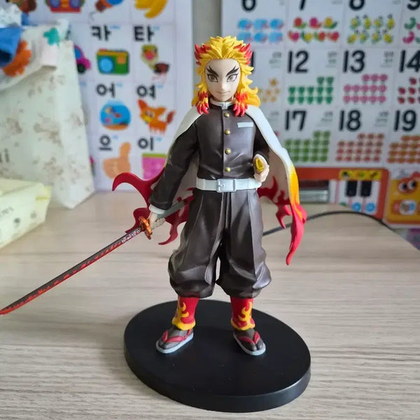 [BUNJANG] Demon Slayer Kyojuro Rengoku Bond's Garb Figure / 귀멸의 칼날 렌고쿠 쿄쥬로 유대의장 피규어