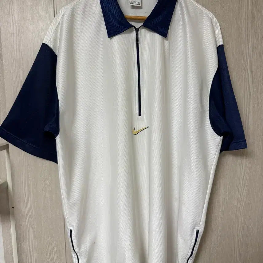 [BUNJANG] Vintage Nike Center Swoosh Half-Zip T-Shirt (Original) / 90s 나이키 센터스우시 하프집업 (오리지날)